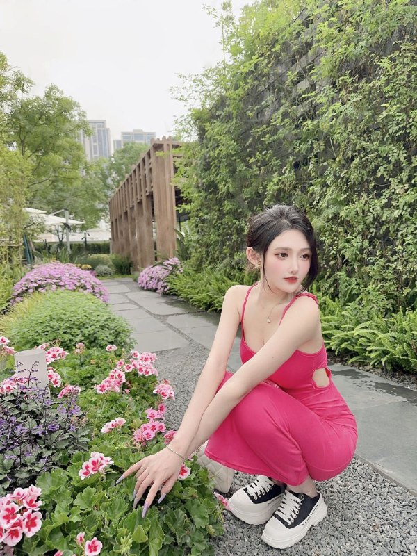 南京Laochen💝楠楠02-169D🉑69🉑🐍🉑🚗飞全程配合女友感觉南京  极品 02年水滴🐻大长腿  大学生支持各种验证，性格开朗，谈吐大方，冷艳气质型🉑️甜🉑️咸，待哥哥如初恋#南京上门#南京外围#南京修车🏀♥️📱欢迎咨询客服👉@AnnaGJ168bot