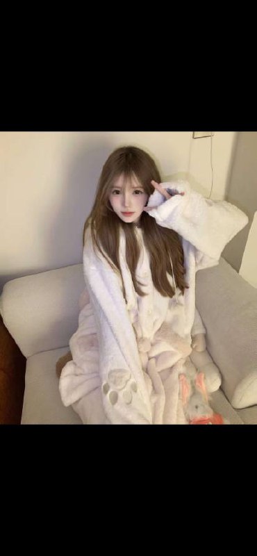 南京无痕 本人特点就是很瘦 超级瘦那种🐻蛮大的 做爱的时候可能因为瘦小的原因就下面很紧很有感觉 69蛇纹都可以 下面微黑 没异味 很听话很乖 萝莉小纯款 说话也很细声细语 筷子腿很好看 喜欢小小个的很适合 综合评分89#南京上门#南京外围#南京修车🏀♥️📱欢迎咨询客服👉@AnnaGJ168bot