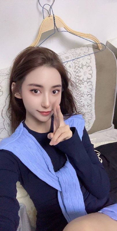 #珠海外围#珠海修车#珠海上门05年Height身高/170净足 体重90Bust胸围/CSpeciality特长/看书 听音乐性格活泼声音甜美可爱 懂配合是你的首选🏀♥️📱欢迎咨询客服👉@AnnaGJ168bot