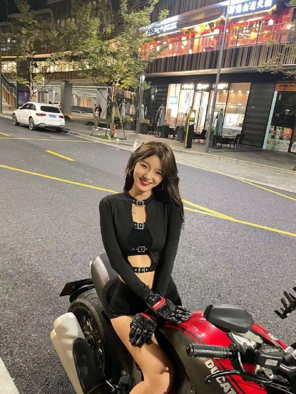 上海天乐🏠极品小痞幼时尚机车女   职业模特  纯兼职  零整容02年  第一次下氵  短期兼职  只做素质课𝐇𝐞𝐢𝐠𝐡𝐭身高/175𝐖𝐞𝐢𝐠𝐡𝐭体重/98 𝐁𝐮𝐬𝐭胸围/ e▲健身达人⬆️⬇️粉嫩不烟酒喜网红脸勿扰 性格超级好身材好.不信你试试😏🉑做服务：6️⃣9️⃣舌💋需要其他服务请咨询客服（3️⃣K/次）位置：#普陀#上海上门#上海外围#上海修车🏀♥️📱欢迎咨询客服👉@AnnaGJ168bot