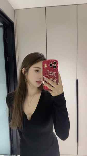 上海-天乐-168D-嫩模-纯自拍🔥