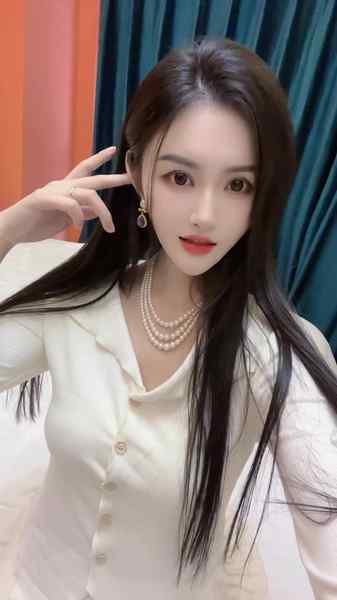 上海天乐-香蜜D罩杯-纯兼职御姐（175/51）