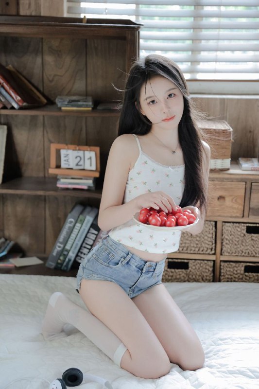 上海天乐🏠小宝04年小纯🌸纯欲女神 身高166🐻C 体重88斤 通体冷白皮 雪白无暇🉑做服务：6️⃣9️⃣舌💋双飞需要其他服务请咨询客服（3️⃣K/次）位置：#静安#上海上门#上海外围#上海修车🏀♥️📱欢迎咨询客服👉@AnnaGJ168bot