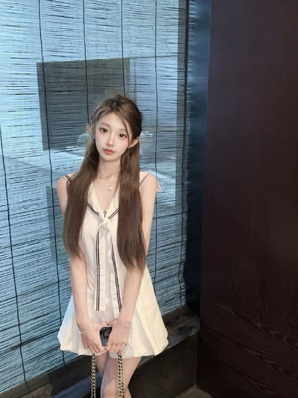 上海天乐🏠小布首次🎬短期兼职 极嫩粉幼齿• 真实06年 身高170🐻C 纤细白美✨蜜桃臀🍑酥软胸🐻甜美✨三点粉 没什么毛毛 清纯✨精致小脸皮肤雪白 初恋女友🉑做服务：6️⃣9️⃣舌💋需要其他服务请咨询客服（3️⃣K/次）位置：#普陀#上海上门#上海外围#上海修车🏀♥️📱欢迎咨询客服👉@AnnaGJ168bot