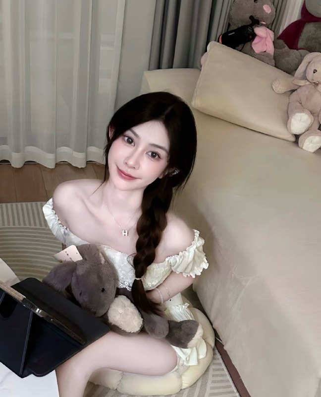 上海天乐🏠小贝👩‍🎓圈外学生兼职高学历 五官精致甜美.Age年龄: 01·Height净身高:170.Bust胸围:c（真🐻0整.细腿美乳双杀 ｜完美腰臀比❤️人首次下水，给你处女般体验.真人生活照片视频｜洋气少女｜性感甜美😊.性格温柔 迷情投入 粉嫩桃穴🙆🏻‍♀️极度敏感易湿.配合度百分百 给您带来最好体验🉑做服务：6️⃣9️⃣舌💋需要其他服务请咨询客服（3️⃣K/次）位置：#浦东#上海上门#上海外围#上海修车🏀♥️📱欢迎咨询客服👉@AnnaGJ168bot