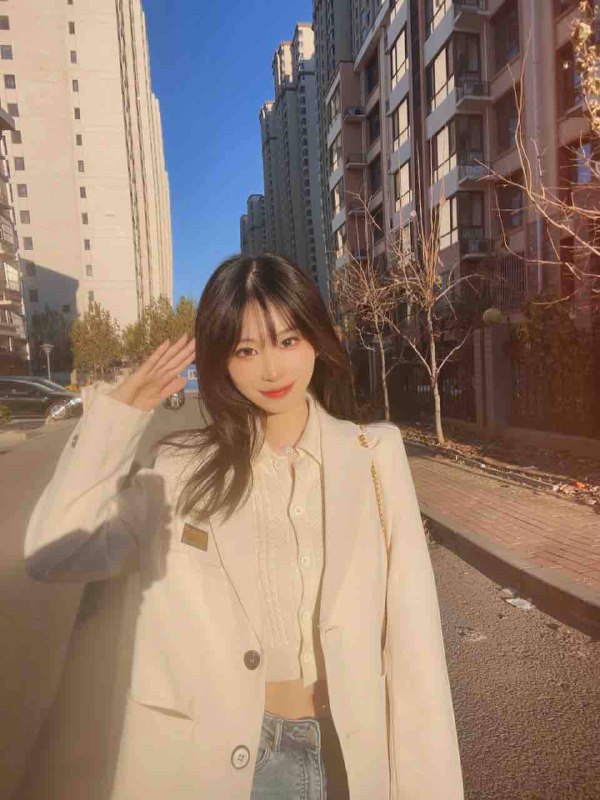 上海02年172D小糖豆🏠#S007#黄浦传媒大学舞蹈生⭕外好友• 𝐇𝐞𝐢𝐠𝐡𝐭身高：172• 𝐖𝐞𝐢𝐠𝐡𝐭体重：92• 𝐁𝐮𝐬𝐭胸围：D• 𝐀𝐠𝐞年龄：02• 𝐒𝐩𝐞𝐜𝐢𝐚𝐥𝐢𝐭𝐲特长：舞蹈/一字马魔鬼身材，前凸后翘身体柔软，书香世家懂事乖巧，只接素质课#上海上门#上海外围#上海修车🏀♥️📱欢迎咨询客服👉@AnnaGJ168bot