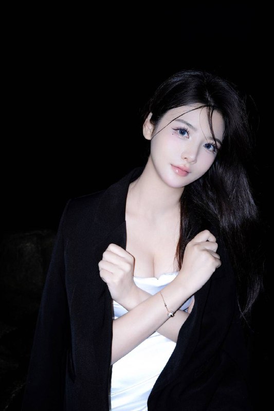 深圳米雪儿🏠涂涂🦜只外出新人兼职00后 175🐻D高挑 jp御姐 温情女友范feeI保真 真人更气质#御姐#碧玺#5W#深圳上门#深圳外围#深圳修车🏀♥️📱欢迎咨询客服👉@AnnaGJ168bot