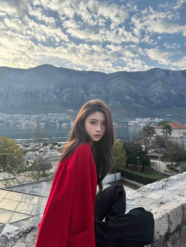 Sz朦胧🏠🦜w小饼干𝐇𝐞𝐢𝐠𝐡𝐭身高/177cm𝐖𝐞𝐢𝐠𝐡𝐭体重/57kg𝐁𝐮𝐬𝐭胸围/D𝐀𝐠𝐞年龄/05𝐎𝐜𝐜𝐮𝐩𝐚𝐭𝐢𝐨𝐧职业/ 留学生 博主𝐇𝐨𝐛𝐛𝐲兴趣/音乐🎶/旅行 美食皮肤白皙 气质超好兼职 不定时在线 只接素质课#福田#硬5#只外出#御姐#深圳上门#深圳外围#深圳修车🏀♥️📱欢迎咨询客服👉@AnnaGJ168bot