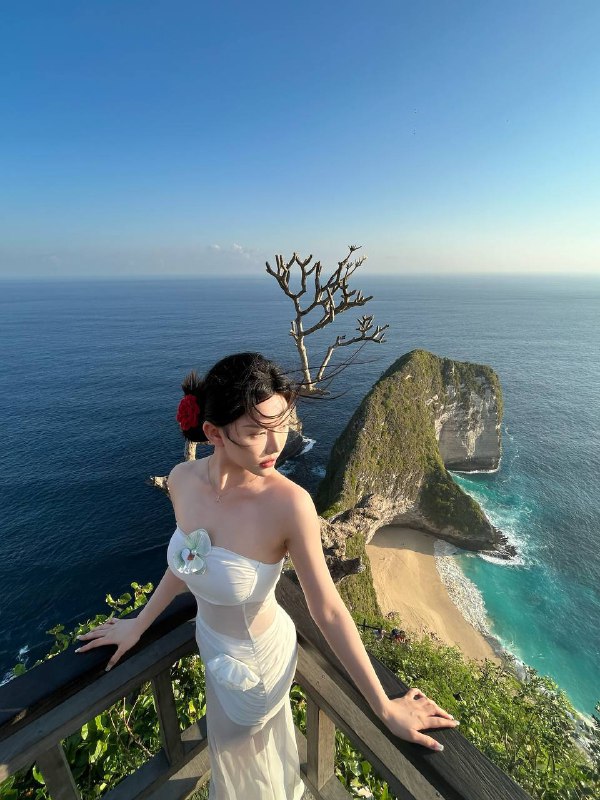 深圳小言🏠小颖🦜0⃣️整天然纯🍃清新女友风• Height  173cm• Bust  E     cup• Age  03年温柔乖巧/清新软萌/ 重庆人好评耐心不催 肤白 前凸后翘#福田#5w#深圳上门#深圳外围#深圳修车🏀♥️📱欢迎咨询客服👉@AnnaGJ168bot