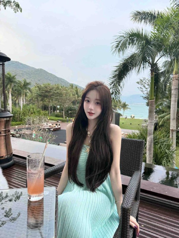 深圳单雨童🏠#福田区无事🦜w舞蹈老师气质型 可盐可甜在职瑜伽老师 真实可验会跳舞爱运动 抖音网红，176 D A4腰 蜜桃 臀真人真照 假必赔爱好跳舞 看玄学的书                                      纯兼职因周转不过来下海开工性格好愿所求皆所遇所遇皆美好 ~￼#福田#硬5#纯欲#深圳上门#深圳外围#深圳修车🏀♥️📱欢迎咨询客服👉@AnnaGJ168bot