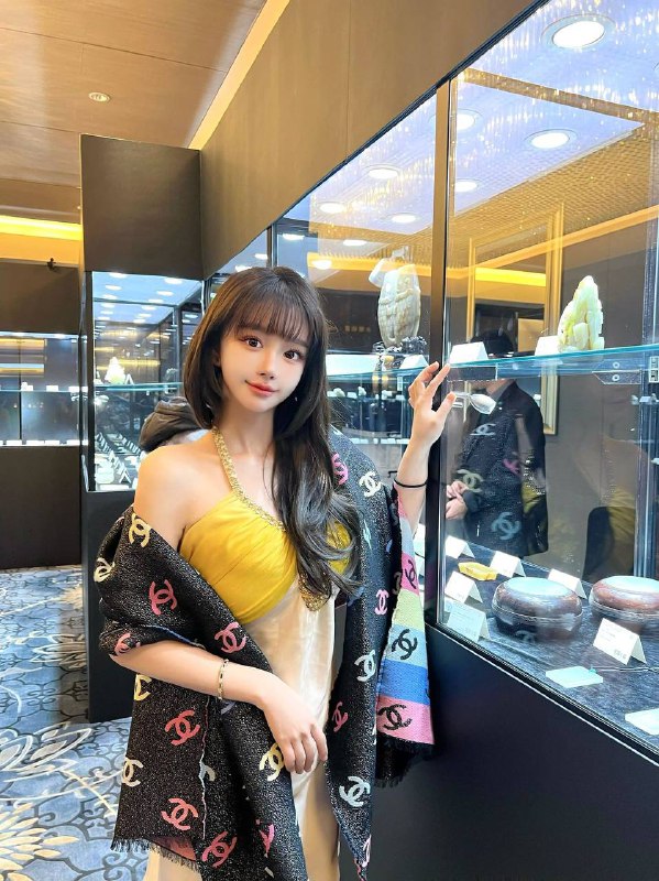 北京子俊🏡硬五Japanese student in BeiJing🇯🇵日本人留学生は北京にいますHeight:167cm.      Weight:47kgCup:  G                    Age:      19北京外国语大学可验🇯🇵SFZ，学校XSZ🉑️随时全英文沟通全身雪白，三点粉，童颜巨Ru  常年瑜伽普拉提，丰满🍑PP，真🐻天然0整抖音网红腾讯王者荣耀Coser，Chinajoy游戏展#朝阳双井#硬五#日本#C60#北京上门#北京外围#北京修车🏀♥️📱欢迎咨询客服👉@AnnaGJ168bot