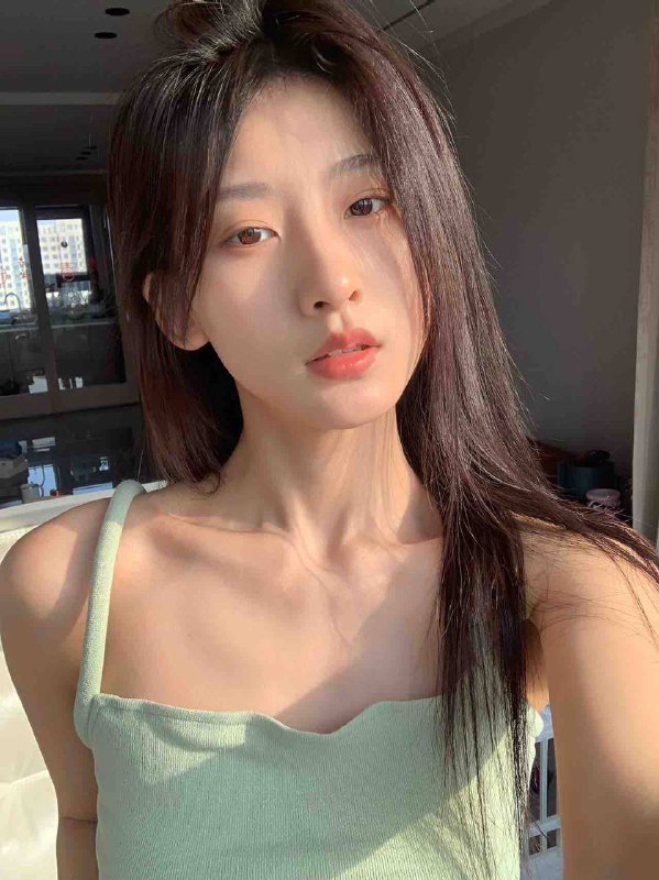 北京子俊🏡硬五⛳️珠江帝景E北京鹦鹉🈲🐱，🈚证为假，极品小纯，🉑素颜见客🫶🏻聪明伶俐，可抬价❤️可视频，可👀中传学生证，BJ本地可见面。👯‍♀️05年，170D😻善大，🉑🐱各种清纯类型。#朝阳百子湾#学生#白小纯#硬五#C68#北京上门#北京外围#北京修车🏀♥️📱欢迎咨询客服👉@AnnaGJ168bot