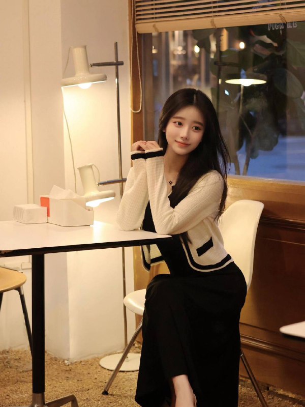 京不与🏠硬5極®品传媒校花美妆博主一场美丽邂逅🥂173cm.🐻D天然纯欲绝美身材穿衣显瘦 脱衣有肉 性格温柔  情商超高颜值天花板超白超s爱好音乐🎵学习美声/民歌 舞蹈 旅游细直长腿 冷白皮肤无美颜善解人意 不催不事  性格温柔 体贴入微包裹在衣物下的娇柔曲线，就像被锁住了芬芳的熟蜜桃，总会在不经意间I want you to tell mewhat timely carpe diem is.想你告诉我 什么是及时行乐#北京上门#北京外围#北京修车🏀♥️📱欢迎咨询客服👉@AnnaGJ168bot