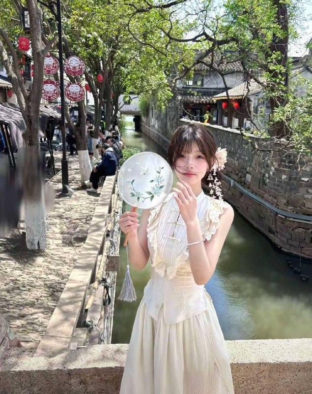 北京迷迷🏠世茂工三外5️⃣小水168cm，48🐻D以上，真实纯天然，江苏妹妹🈚️纹身肤白貌美06年极品纯欲皮肤白到发光 全身上下白皙无暇 前凸后翘 声音软糯 性格温柔 大方礼貌 女友感十足 不抽烟不喝酒 身体柔软可解锁多重姿势只接素质礼貌的哥哥 好评选手