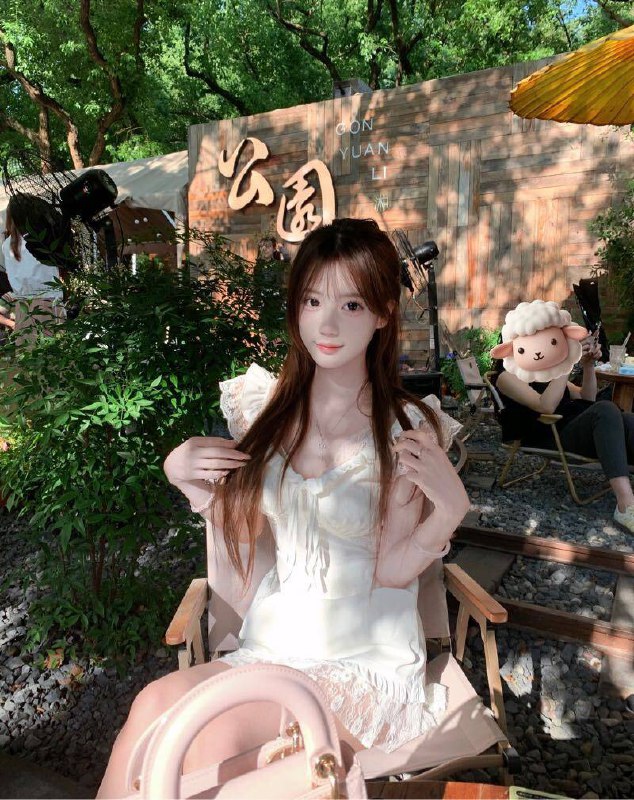 北京迷迷🏠世茂工三外5️⃣小水168cm，48🐻D以上，真实纯天然，江苏妹妹🈚️纹身肤白貌美06年极品纯欲皮肤白到发光 全身上下白皙无暇 前凸后翘 声音软糯 性格温柔 大方礼貌 女友感十足 不抽烟不喝酒 身体柔软可解锁多重姿势只接素质礼貌的哥哥 好评选手