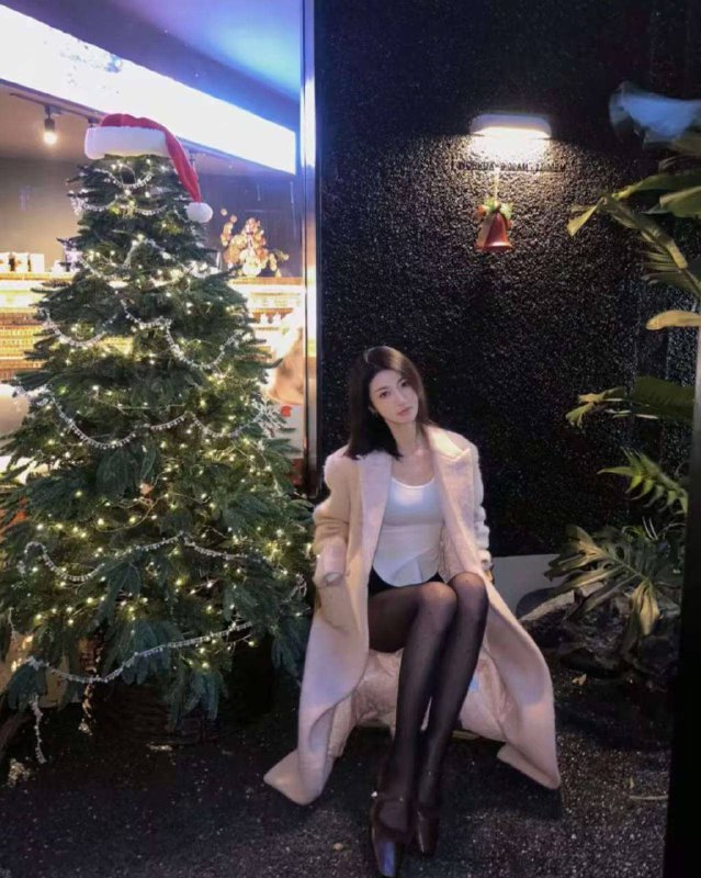 北京 老顽童🏠圈外新人 净175 Dada🐳🎬ing可纯可欲气质好全身雪白 敏感体质粉嘟嘟Height:  净175 DWeight:  48kgDate of birth：04在校大学生马甲线 蜜桃臀 大长腿甜美性格温柔杭州人不催不事ins健身博主 穿衣大牌 情商高硬5的质量暂3开一周后面🦜速速预约看好评 真人真照可验证🈲️侵犯肖像权追究朝阳区 健身达人 糖果