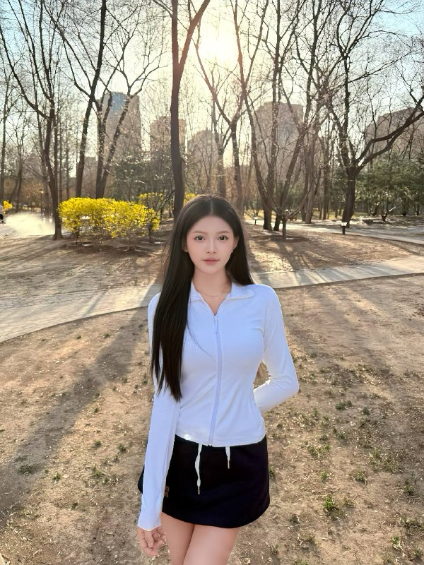 北京老顽童🏠金茂府小水🐍嘴里不加💰🉑69舌吻天然无整   06年  大一学生短暂兼职♡ ——————————————♥♡ 年龄/Age 18🔝真实年龄 可看证♡ 身高/Height 165🔝♡ 胸围/Bus天然D➕🐻🔝♡ 完美花瓶身  三点👙粉嫩。♡ 本人真照   驾照全陪你的性感小女友，等你来撩，让你找到初恋般的感觉🥰🥰朝阳区 全能 皇