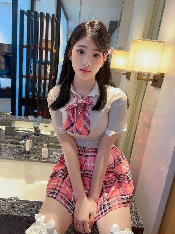 希希well🏠#syy北京新人极品 07 小渔• 身高 ：身高168cm• 胸围：D• 体重：94童颜巨乳 又乖又甜 配合度高身材前凸后翘 本人时尚洋气 三点粉 皮肤超级好#北京#朝阳区#白小纯#YT#WT