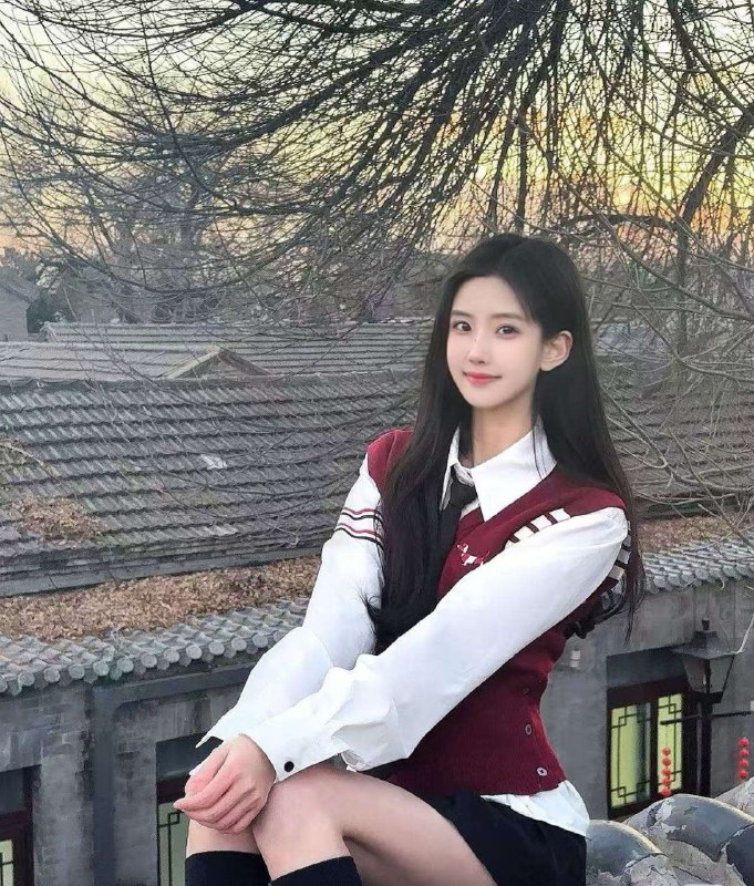 🏠168-05-D 专注品质 婉儿•  真实05年 净168 清纯无整•  首次下水 极其单纯 无风尘味•  乖巧温柔 初恋女友型 在校短开🩵极光会失约于某些夜晚但北极星永远站在老位置小糯米 苹果社区 白小纯