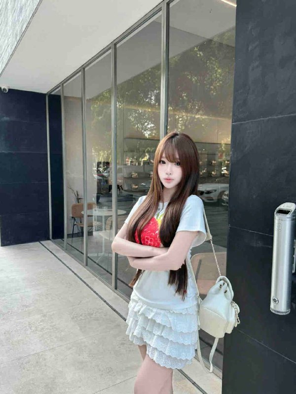 北京🏡⛳️蓝堡国际公寓南区身高 175 净足可量 体重 98🐻C cup上下全粉🎀粉嫩多💦全身雪白无纹身可69 可💋👄🔥一绝  不催不事温柔超嗲朝阳国贸 蓝堡国际白小纯  舌吻 六九  双飞T69