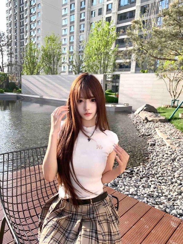 北京🏡⛳️蓝堡国际公寓南区身高 175 净足可量 体重 98🐻C cup上下全粉🎀粉嫩多💦全身雪白无纹身可69 可💋👄🔥一绝  不催不事温柔超嗲朝阳国贸 蓝堡国际白小纯  舌吻 六九  双飞T69