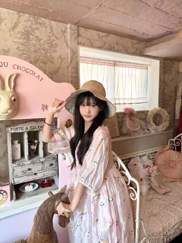 🏠安妮 3k06年咕噜你的温柔女友𝐇𝐞𝐢𝐠𝐡𝐭身高/165• 𝐁𝐮𝐬𝐭胸围/🐻b➖➖➖➖➖➖➖➖➖➖➖♥︎🎀甜美日系少女🎀俏皮无辜小鹿眼 干净透亮肌眉眼盈盈 楚楚动人 眼睛水汪汪• 服务好，态度好，热情主动不催不事真人真照🉑指定 不六九北京 朝阳 白虎 小纯蛇纹