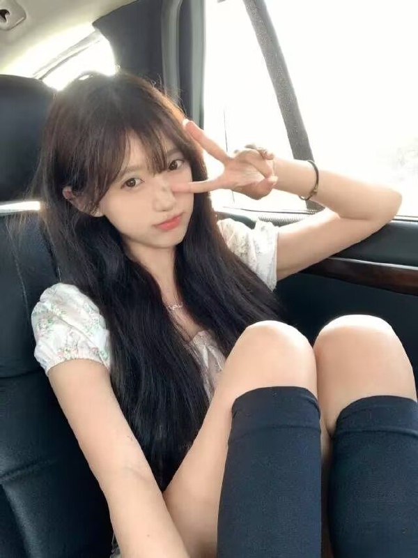 🏠安妮 3k06年咕噜你的温柔女友𝐇𝐞𝐢𝐠𝐡𝐭身高/165• 𝐁𝐮𝐬𝐭胸围/🐻b➖➖➖➖➖➖➖➖➖➖➖♥︎🎀甜美日系少女🎀俏皮无辜小鹿眼 干净透亮肌眉眼盈盈 楚楚动人 眼睛水汪汪• 服务好，态度好，热情主动不催不事真人真照🉑指定 不六九北京 朝阳 白虎 小纯蛇纹