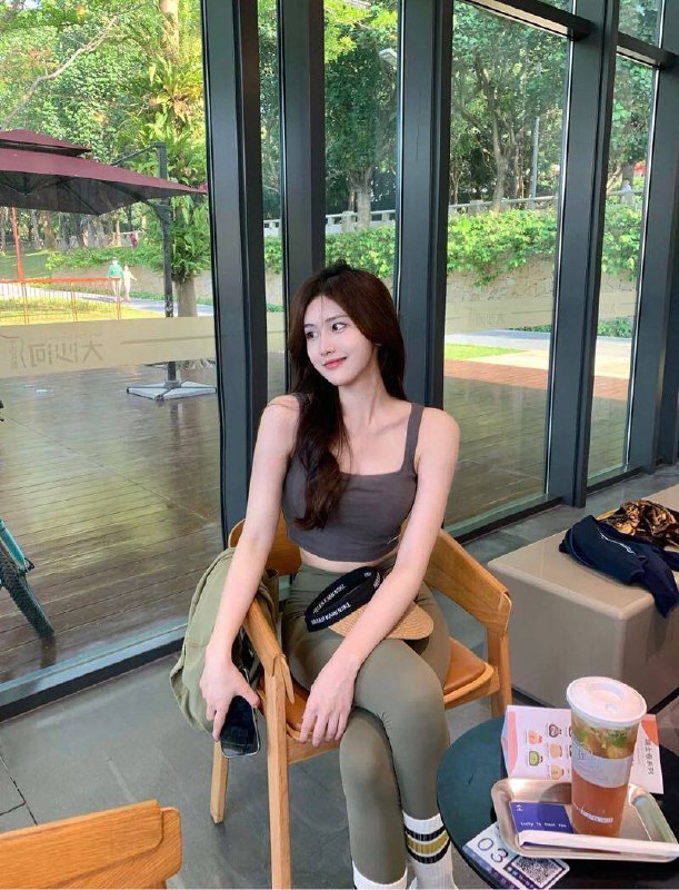 北京🏡⛳️金茂府东区北京新人纯欲天花板💚•𝐇𝐞𝐢𝐠𝐡𝐭身高170💚•𝐖𝐞𝐢𝐠𝐡𝐭体重/48kg💚𝐁𝐮𝐬𝐭胸围/D天然无隆💚𝐀𝐠𝐞年龄/04年💚𝐇𝐨𝐛𝐛𝐲💚•兴趣/热爱运动 健身健身高尔夫⛳️冲浪滑雪⛷️素质高 谈吐大方 穿着大牌有气质 脾气好 温柔不催K  北京短暂停留 一个K不认识朝阳百子湾 金茂府69舌吻  网红欲纯C99