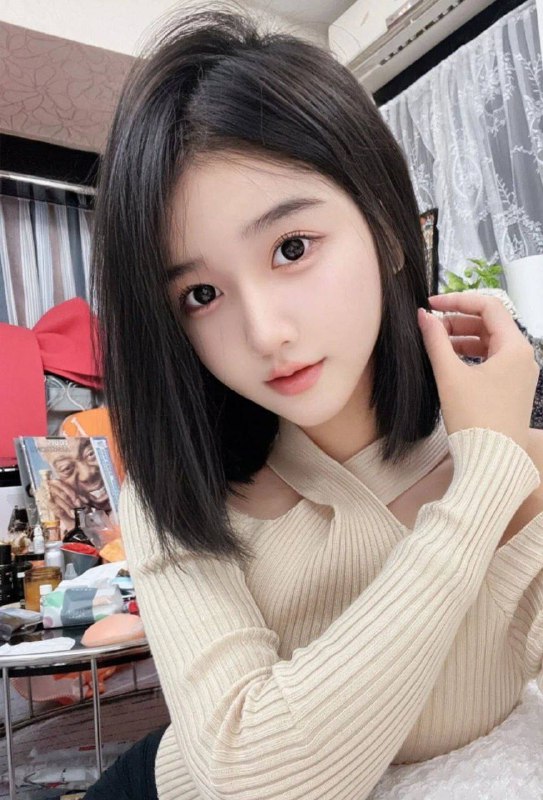 北京🏡⛳️合生国际家园西区167D肌肤雪白 一字肩  全身无整温柔甜美 不事儿朝阳双井 合生国际白小纯短发V99