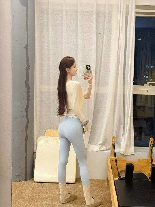 🏠甜柚 3k北京普拉提教练首次下水174🐻D雪白粉嫩 02年大长腿/小蛮腰各种姿势都会哦身材比例完美皮肤雪白嫩滑选我的理由:极致热情体贴给你难忘的邂逅配合度超高 满满的舒适感温柔似水各种姿势敏感体质一碰就÷水娇喘连连⛳️京铁瑞园b区北京 朝阳 纯欲 蛇纹六九 空降 可夜