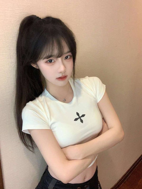 北京老顽童🏠极品百醇06年175纯兼职佛系开 京艺在校• 𝐇𝐞𝐢𝐠𝐡𝐭身高/175• 𝐖𝐞𝐢𝐠𝐡𝐭体重/45• 𝐁𝐮𝐬𝐭胸围/d➕• 𝐀𝐠𝐞年龄/06年• 𝐇𝐨𝐛𝐛𝐲兴趣/滑雪🏂普拉提🧘🏻‍♀️绘画🎨👛穿着富家千金的感觉特点 ：元气甜妹  超嗲娃娃音    雪白皮肤朝阳区 学生妹 诺