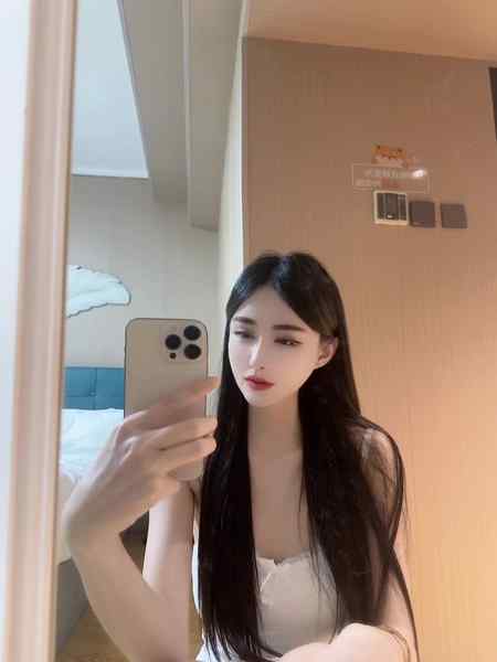 北京-复地国际-丰满蜜S-白皙诱惑🫦