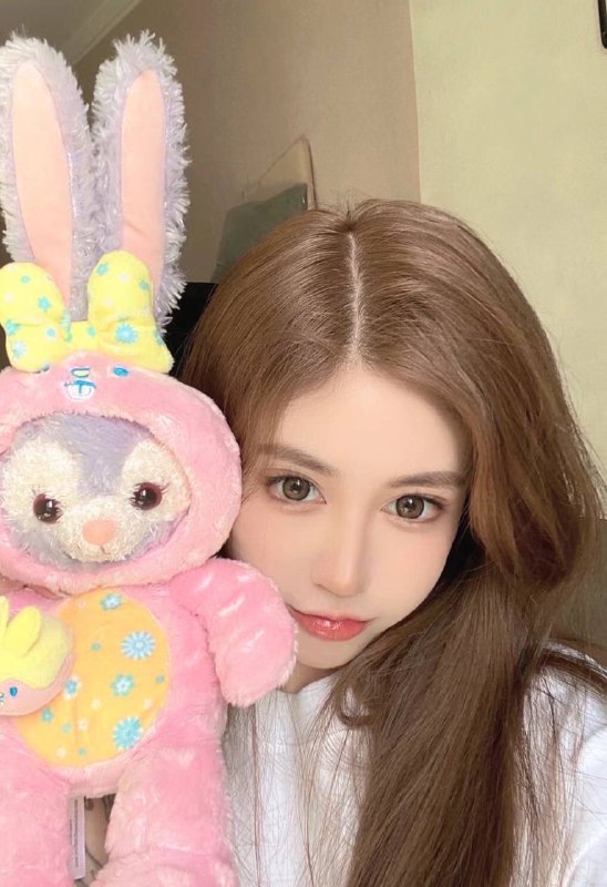 北京🏡⛳️富力城D北京❤新人模特180真人真照年龄：03年 身高：180cm体重：85 罩杯：E🧚🏻‍♀️• 新人下水 极品白虎🧚🏻‍♀️🧚🏻‍♀️• 筷子腿  A4腰 黄金比例身材🧚🏻‍♀️🧚🏻‍♀️• 谈吐优雅  配合度高女友模式🧚🏻🉑轻度字母朝阳双井 富力城大长腿 69舌吻白虎 车震户S12