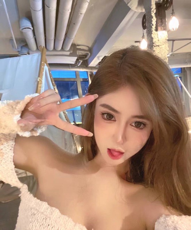 北京🏡⛳️富力城D北京❤新人模特180真人真照年龄：03年 身高：180cm体重：85 罩杯：E🧚🏻‍♀️• 新人下水 极品白虎🧚🏻‍♀️🧚🏻‍♀️• 筷子腿  A4腰 黄金比例身材🧚🏻‍♀️🧚🏻‍♀️• 谈吐优雅  配合度高女友模式🧚🏻🉑轻度字母朝阳双井 富力城大长腿 69舌吻白虎 车震户S12