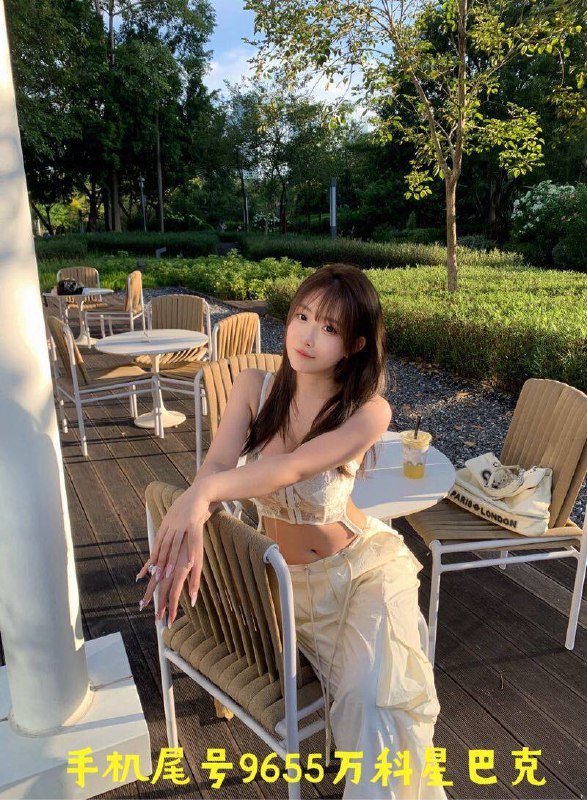 希希well🏠#ssi北京✨极品ღHeight身高：168cm    Bust胸围：EWeight体重：50kg     Age年龄：01𝐒𝐩𝐞𝐜𝐢𝐚𝐥𝐢𝐭𝐲特长 童颜    可一字马 口技超绝𝐎𝐜𝐜𝐮𝐚𝐭𝐢𝐨𝐧职业  苏大本科在读Hobby爱好：旅游 健身 阅读 瑜伽性格nice  蚂蚁腰 蜜桃臀 大奶子服务耐心 待客如初恋 能给你的只有感觉擅长情绪价值输出贩卖快乐主打反差感、幼态乖巧脸变身御姐性感身材🫦#北京#朝阳区#一字马#学生#纯欲