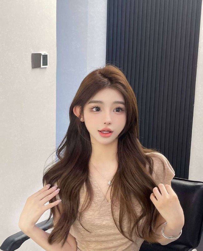 希希well🏠#nmeng🐳新人传媒学生，清纯网红，170c，90斤，可纯可欲.真实白🐯，馒头名曰，罕见白#北京#朝阳区#学生#网红#纯欲#白虎