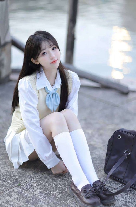 🏠Beijing  纯欲甜美系校花 雪白万物皆甜，而我胜过万物🐑ིྀ ❥❥❥♡🌸极品校花初次🌸•🍓176🐻D 07年   超级雪白 无纹身穿着洋气大牌 超长筷子腿 漫画s身材🍌乖巧懂事  热情温柔   属于外纯内骚（附小情趣 给你不一样的感觉😍）🧚‍♀️爱健身 素质极高 给你女友fell🍥初次兼职 期待与你相遇🍥真人真照 假一罚十 如有差别赔总🦜附身材视频 见面🉑对比 如假赔💓🈲挂🈲🐱思雨 万达广场 高白瘦