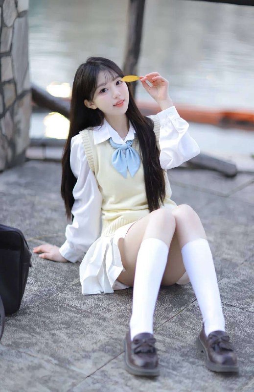 🏠Beijing  纯欲甜美系校花 雪白万物皆甜，而我胜过万物🐑ིྀ ❥❥❥♡🌸极品校花初次🌸•🍓176🐻D 07年   超级雪白 无纹身穿着洋气大牌 超长筷子腿 漫画s身材🍌乖巧懂事  热情温柔   属于外纯内骚（附小情趣 给你不一样的感觉😍）🧚‍♀️爱健身 素质极高 给你女友fell🍥初次兼职 期待与你相遇🍥真人真照 假一罚十 如有差别赔总🦜附身材视频 见面🉑对比 如假赔💓🈲挂🈲🐱思雨 万达广场 高白瘦