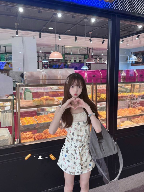 🏠北京新人洋气学生小纯纯真实05174c真 90斤白瘦幼超长/腿，透白粉嫩 毛孔超甜美，专业素质强 完美初恋，有jk，兼职搬砖高白纯 白小纯 婷宝