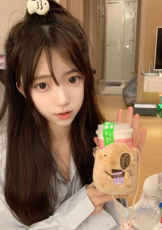 🏠北京新人洋气学生小纯纯真实05174c真 90斤白瘦幼超长/腿，透白粉嫩 毛孔超甜美，专业素质强 完美初恋，有jk，兼职搬砖高白纯 白小纯 婷宝