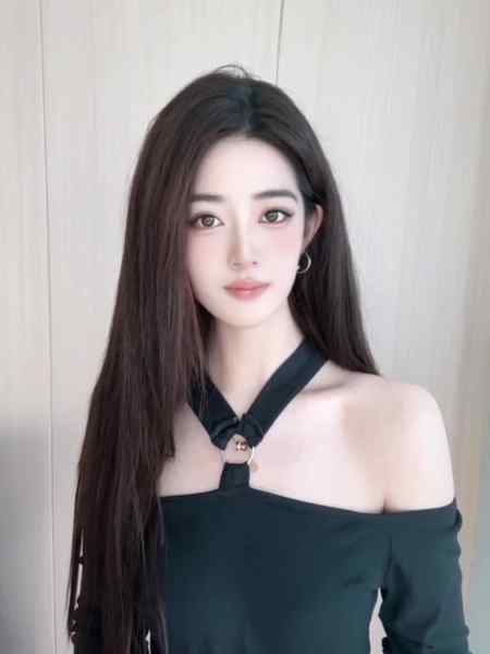 京铁瑞园-03嫩妹-C罩杯-纯欲潇潇