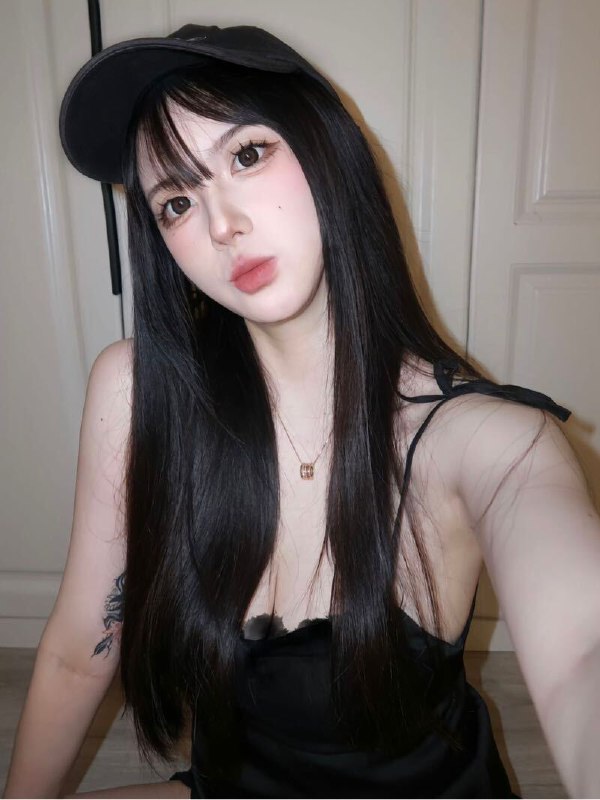 🏠卡卡 地极品❤️人03年 178D 传媒学院兼职学生S型魔鬼身材 凹凸有致 冷白皮性格好 温柔甜美 有耐心不催不事儿  态度佳短暂开放，预定从速望京 高白瘦 大长腿