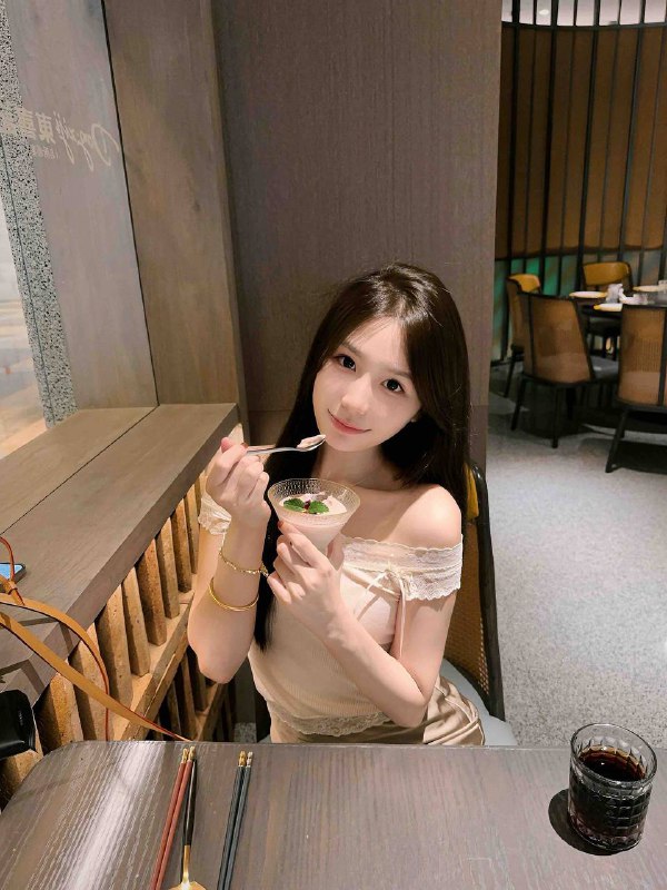 北京🏡外五⛳️安娜国际🐳好评收割机  家3外5高颜值  皮肤白净清透完美S型曲线  蜜桃🍑气质零整精致脸温婉大方 高情商谈吐03年 170 C瑜伽健身游泳网球都可约兼职不常在  必是有缘人必选款宝藏女孩朝阳三里屯 安娜国际外五 清纯 车震 白虎H43