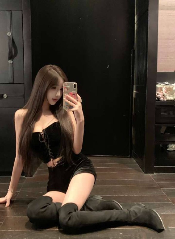 北京🏡⛳️金茂府东区极品纯❤️人真实在校生 模特 网红 05年超白嫩净高178cm🐻D杯50kg风格多变 顶级御姐 jk 清纯随意转换纯天然无整 魔鬼身材肤滑柔嫩 温柔体贴 A4腰大长腿敏感体质上下粉  配合度高禁🚫侵犯肖像权追究朝阳百子湾 金茂府舌吻 六九  登记 代开 车震学生 高白纯N99