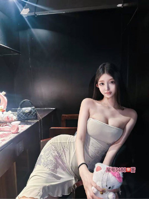 北京🏡⛳️港湾国际参加过环球旅游小姐大赛总决赛（荣获亚军和最佳身材奖）𝐁𝐮𝐬𝐭｜ E➕（真胸无整）𝐇𝐞𝐢𝐠𝐡𝐭｜178cmWeight｜55kg𝐀𝐠𝐞｜ 22身体敏感一碰就出💦✨童颜巨乳蜜桃臀天花板，全身皮肤白皙光滑 吹弹可破 可素颜无风尘味。完美腰臀比例🐍腰蜜桃臀 腿细长直。极易敏感多汁，三点粉，紧致会夹。✨可甜可御  推荐指数5⭐。✨性格好，乖巧听话，不催不事。✨全真人自拍生活照，🈲冒✨刚下水新人纯兼职。朝阳三里屯 港湾国际舌吻 六九  双飞 潮喷大长腿S09