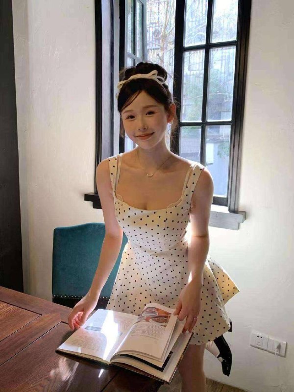 希希well🏠#xxinwaittiang For You….🎶🎶🎶🎶2007-165-D清純顏值聲音俱佳·〰️〰️〰️〰️〰️中央美術學院在讀校花·炒雞白，性格好不催体重84斤温柔恬静落日余晖    待你而归#北京#朝阳区#学生#白小纯