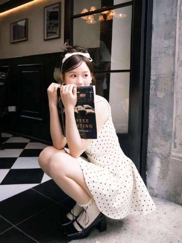 希希well🏠#xxinwaittiang For You….🎶🎶🎶🎶2007-165-D清純顏值聲音俱佳·〰️〰️〰️〰️〰️中央美術學院在讀校花·炒雞白，性格好不催体重84斤温柔恬静落日余晖    待你而归#北京#朝阳区#学生#白小纯