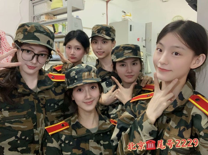 🏠贝贝🌈北京🎬电影学院 在校学生🧑‍🎓🌈五官精致 素质极高  白嫩皮肤🌈温柔体贴 可素颜 不吸烟 无纹身🌈可纯可御   A4腰  筷子腿Height 身高:173 Weight体重:88🐻真实cup:c     Age/年龄04爱好 钢琴  书法  旅游短期兼职 提前预约哦👈🏻⛳️广渠金茂府东区北京 朝阳区 3k 学生小纯 无纹身