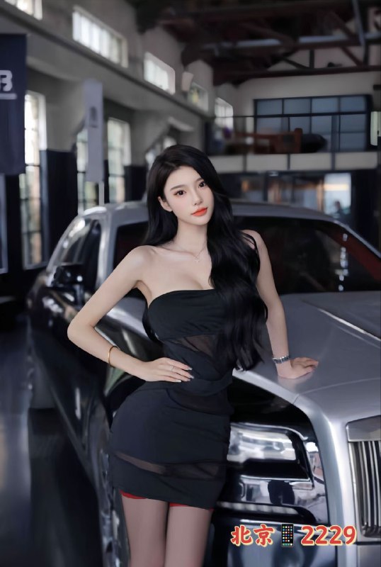 🏠贝贝重磅推出. [劳斯莱斯车模]🌈五官精致 素质极高  白嫩皮肤🌈温柔体贴 可素颜 不吸烟 无纹身🌈可纯可御   A4腰  筷子腿Height 身高:173 Weight体重:88🐻真实cup:c     Age/年龄04爱好: 瑜伽 普拉提 古筝 阅读短期兼职 提前预约👈🏻⛳️世茂工三酒店公寓（北京工体三里屯店）北京 朝阳区 3k 车模