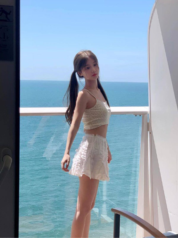 艺名：小可爱#大圈07-C白🐯纯欲童颜长相甜美童颜 粉嫩C奶甜心 白嫩誘人• 纯天然雪白肌肤 勾魂蜜桃臀•2007•166CM-41KG-黄金绝佳比例真人真照 生活自拍日常素颜 干净清爽常年瑜伽戶外通勤•愛好‖  美妝  健身  穿搭只接見素质老板❤️佛系随缘. 肉慾滿分清新自然•甜美蘿莉 女友感十足JK Lolita  制菔齊全特長  清纯童颜 純慾精緻粉嫩甜心白嫩誘人粉乳蜜桃臀馒头一线天真实上戏学生  全真人真照非网图 假赔W